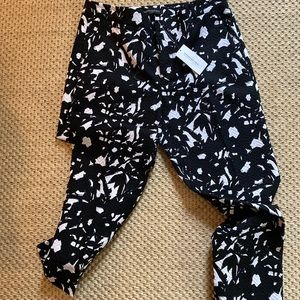 Banana Republic Print pants
